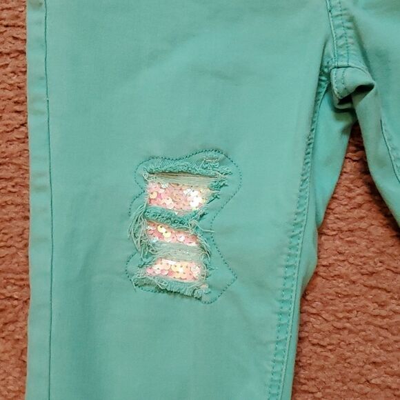 True Craft Denim Distressed Capris Tourquoise Green Girls Size 12 - Picture 3 of 10